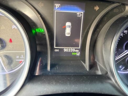 Used 2018 Toyota Camry SE w/ Audio Package FWD image 20