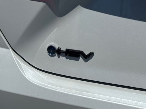 New 2026 Toyota Camry XSE FWD image 9