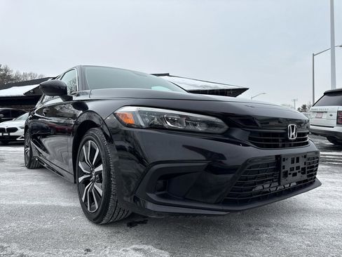 Used 2022 Honda Civic EX image 9