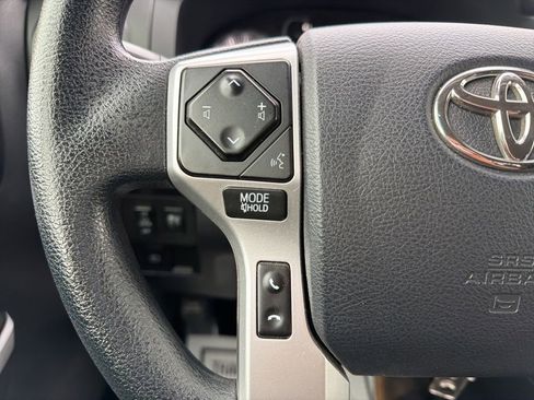 Used 2018 Toyota Tundra SR5 w/ SR5 Upgrade Package AWD/4WD image 28