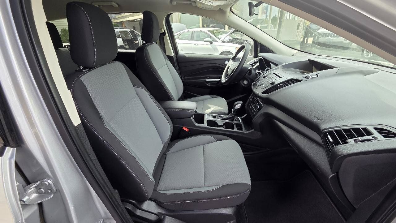 Used 2018 Ford Escape SE AWD/4WD image 14