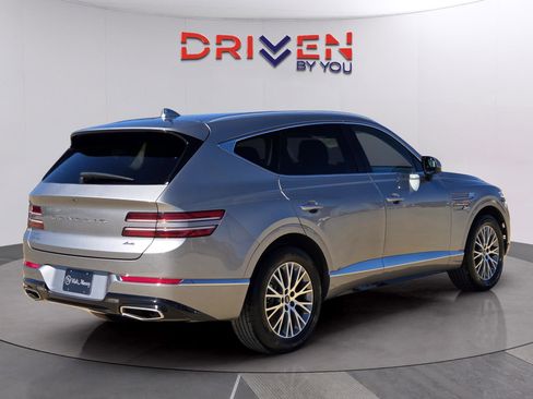 Used 2024 Genesis GV80 2.5T image 5