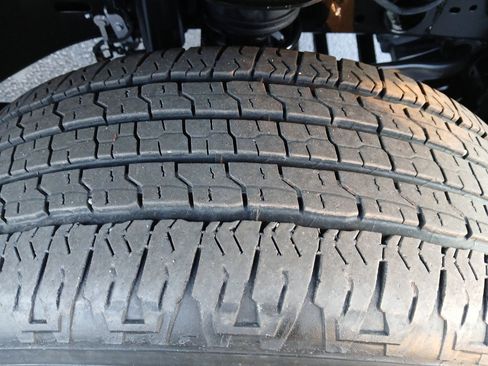 Certified 2023 Jeep Gladiator Overland image 22