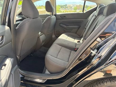 Used 2025 Nissan Altima 2.5 SV w/ SV Special Edition Package AWD/4WD image 16
