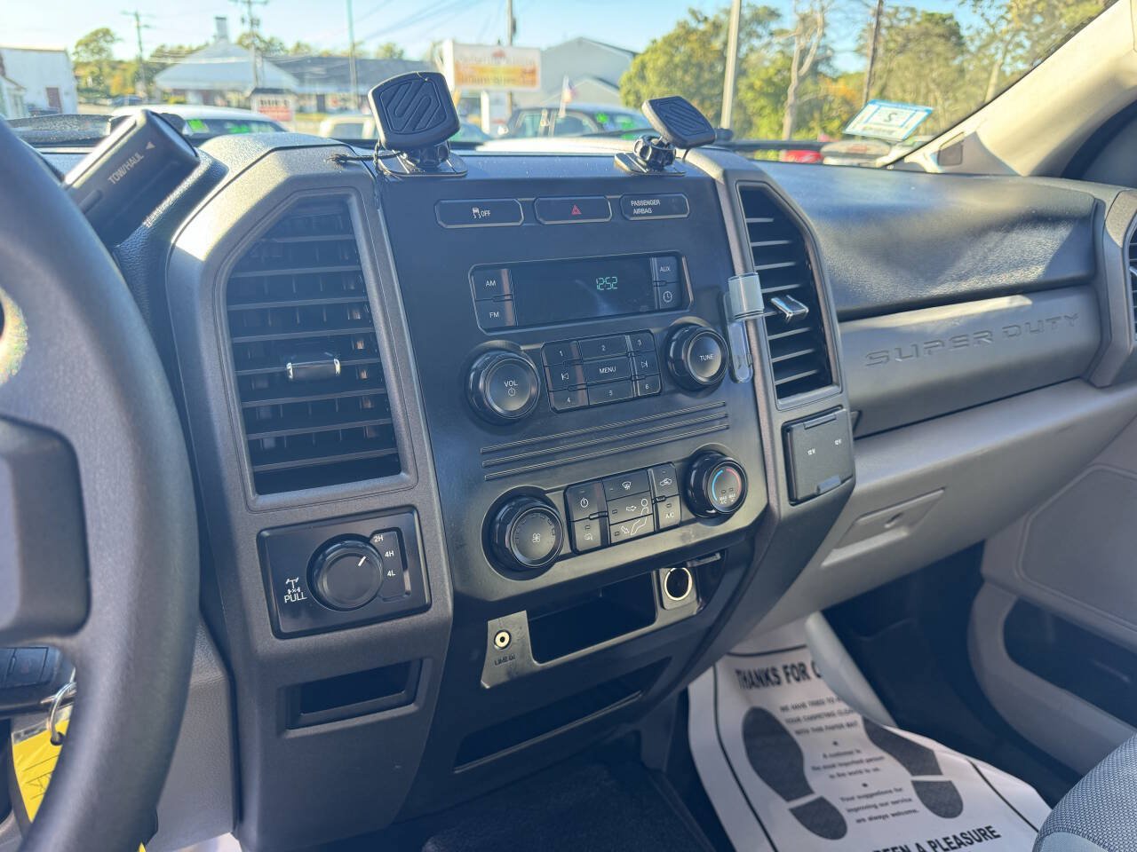 Used 2017 Ford F250 XL w/ Power Equipment Group AWD/4WD image 21