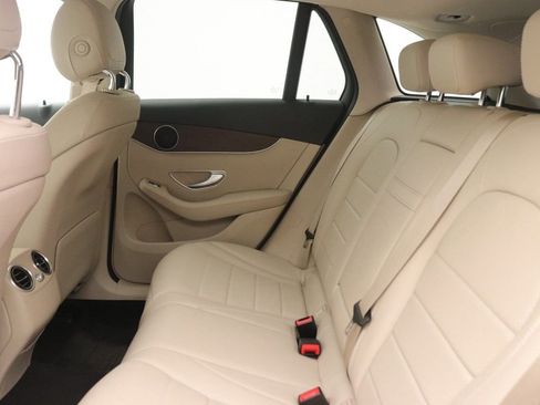 Certified 2022 Mercedes-Benz GLC 300 image 31