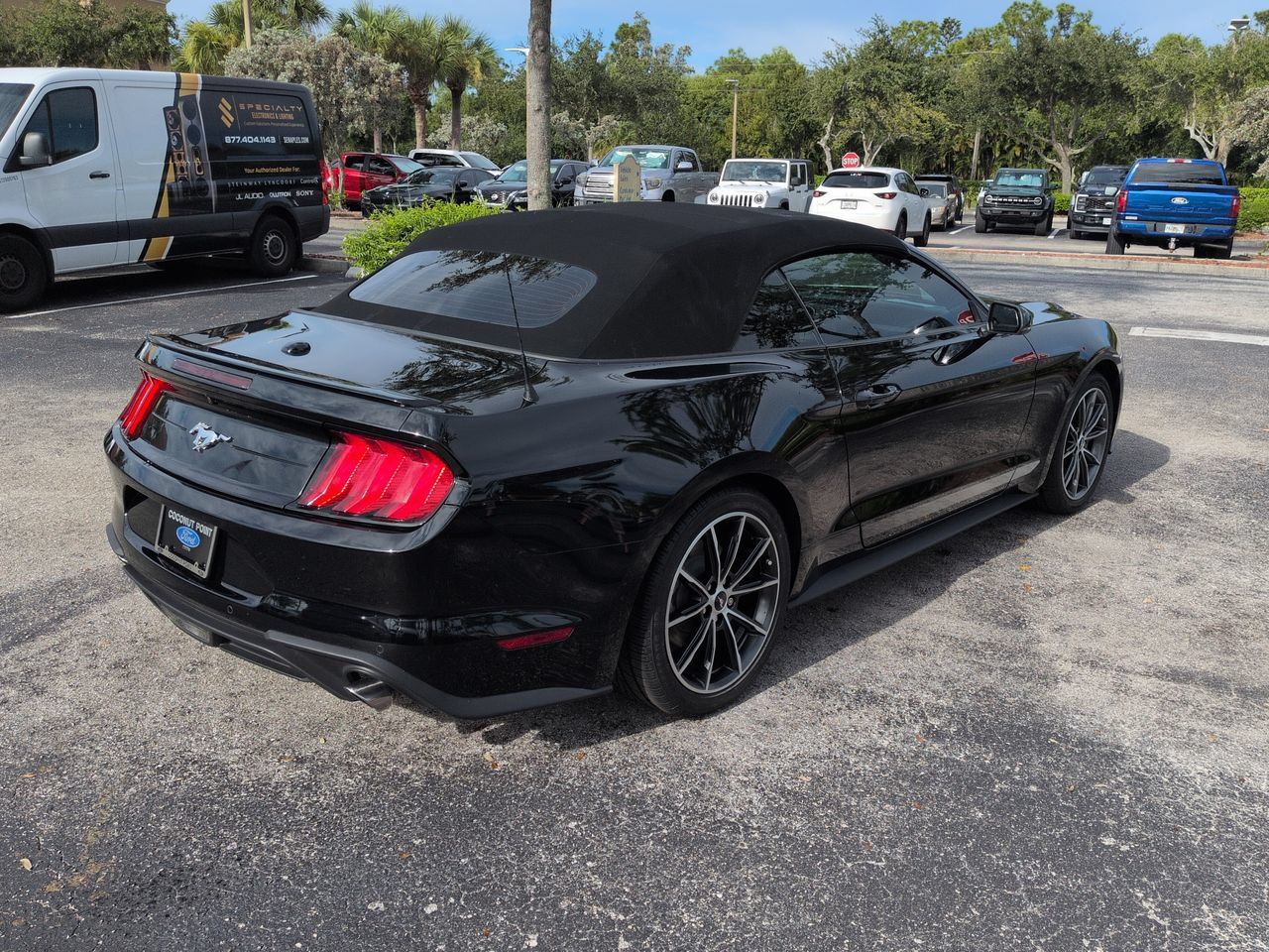 Used 2020 Ford Mustang Premium w/ Equipment Group 201A RWD image 4