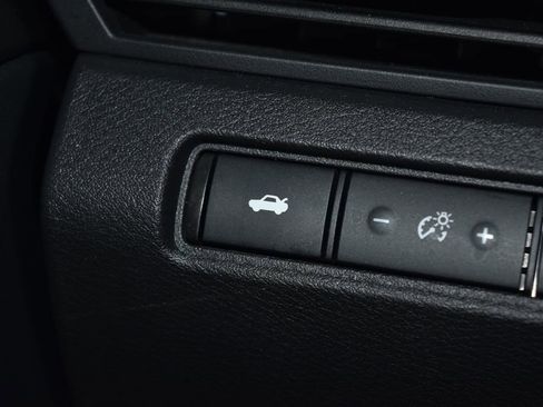 Certified 2025 Nissan Altima 2.5 SR image 16