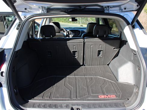 Used 2020 GMC Terrain Denali w/ Denali Premium Package image 16