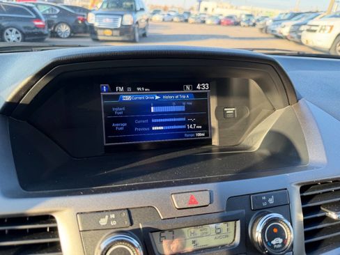 Used 2017 Honda Odyssey EX-L image 57