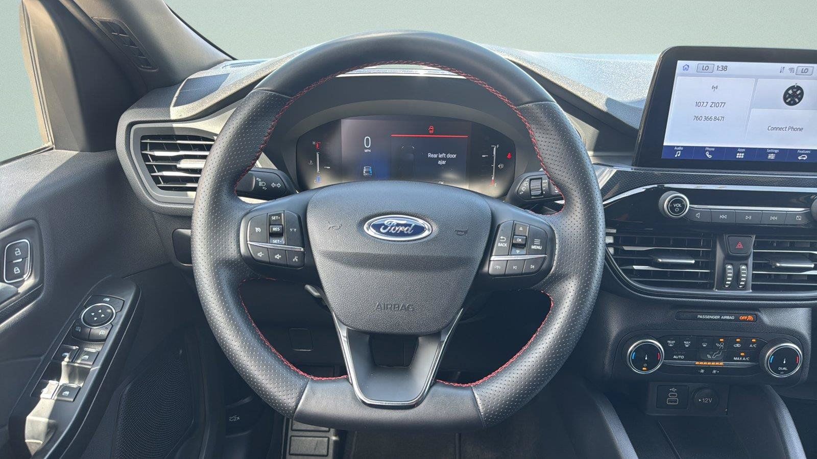 Used 2025 Ford Escape ST-Line FWD image 12