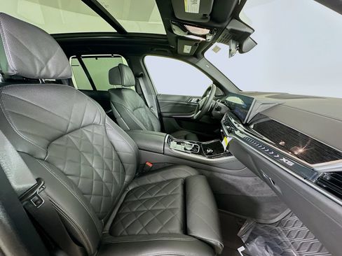 New 2026 BMW X5 xDrive40i w/ M Sport Package AWD/4WD image 43