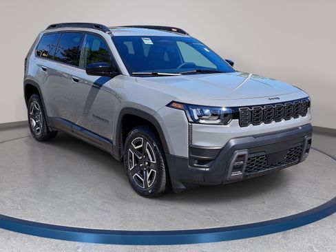 New 2026 Jeep Cherokee Laredo AWD/4WD image 3