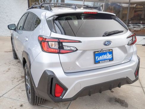 Certified 2025 Subaru Crosstrek 2.0i Premium image 5