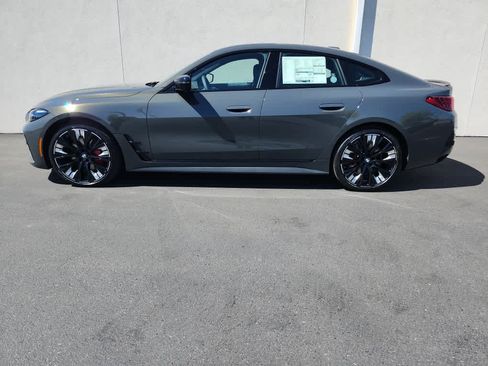 New 2026 BMW 430i w/ M Sport Package RWD image 4