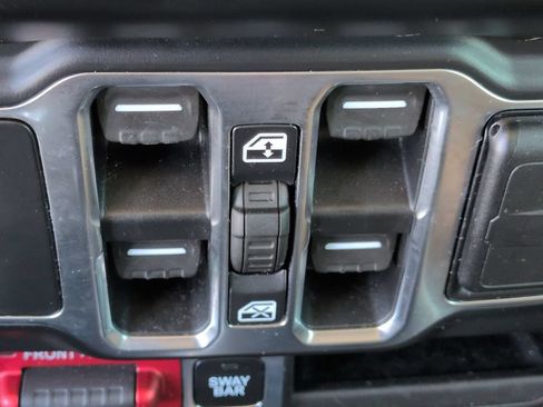 Used 2020 Jeep Wrangler Unlimited Rubicon AWD/4WD image 22