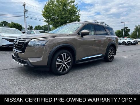 Certified 2024 Nissan Pathfinder Platinum w/ Lighting Package (N93) AWD/4WD image 10