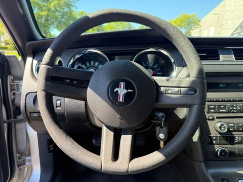 Used 2012 Ford Mustang Coupe image 20