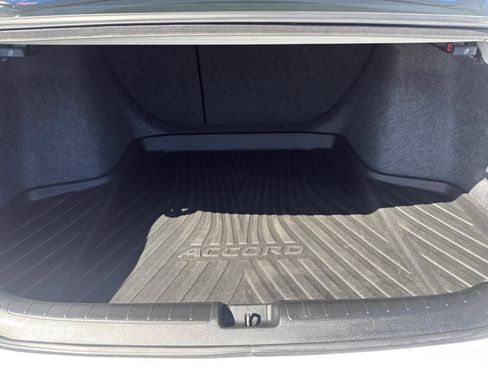 Used 2018 Honda Accord Sport image 24