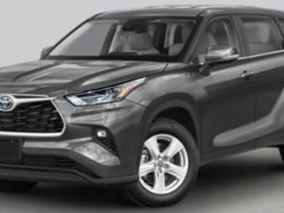 Used 2024 Toyota Highlander XLE