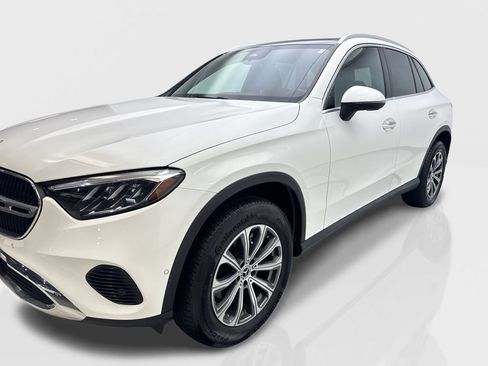 Used 2024 Mercedes-Benz GLC 300 image 11