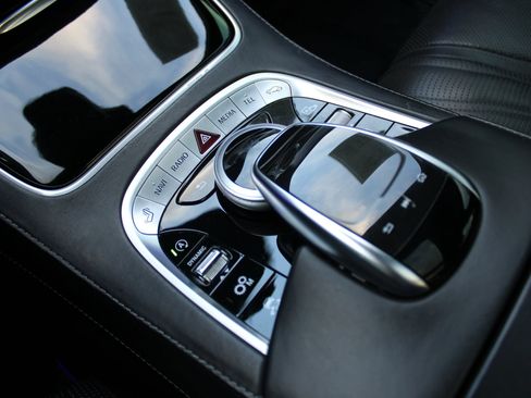 Used 2019 Mercedes-Benz S 63 AMG S 4MATIC Sedan image 13