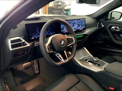Used 2025 BMW 230i Coupe RWD image 7