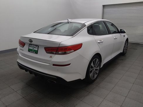 Used 2019 Kia Optima S FWD image 9