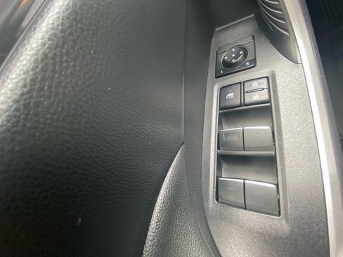 Used 2024 Toyota RAV4 XLE w/ Convenience Package AWD/4WD image 12