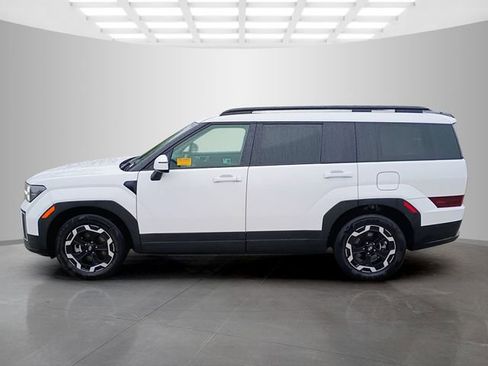 Used 2025 Hyundai Santa Fe SEL image 5