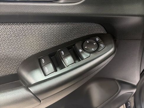Used 2022 Chevrolet TrailBlazer LT FWD image 18