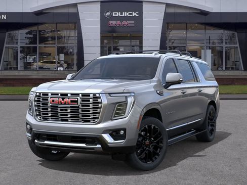 New 2026 GMC Yukon XL Denali w/ Denali Reserve Package AWD/4WD image 6