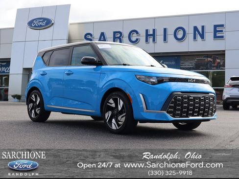 Used 2023 Kia Soul GT-Line FWD image 1