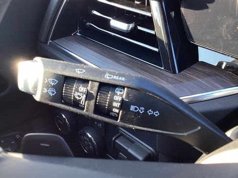 New 2026 Chevrolet Tahoe LT w/ Comfort Package image 18