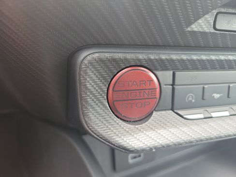 Used 2025 Ford Mustang Premium RWD image 24