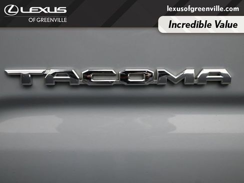 Used 2019 Toyota Tacoma TRD Off-Road AWD/4WD image 10