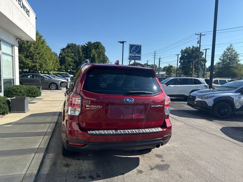 Used 2018 Subaru Forester 2.5i Limited w/ Popular Package #3B AWD/4WD image 4
