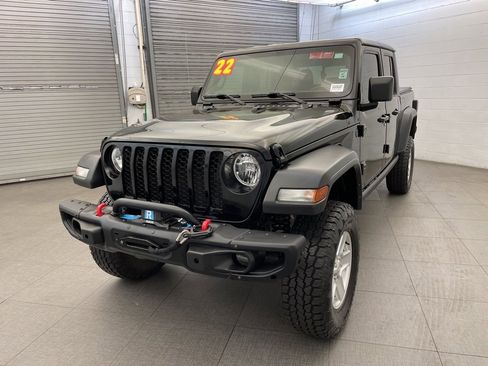 Certified 2022 Jeep Gladiator Sport w/ Trailer Tow Package image 3