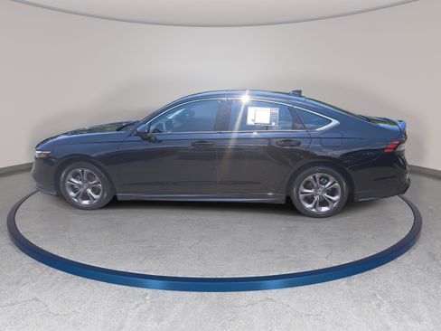 Used 2024 Honda Accord EX image 8