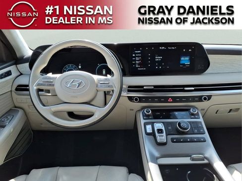 Used 2024 Hyundai Palisade Calligraphy FWD image 10