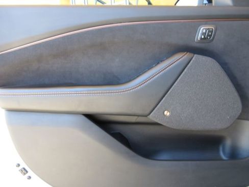 Certified 2023 Ford Mustang Mach-E GT image 9