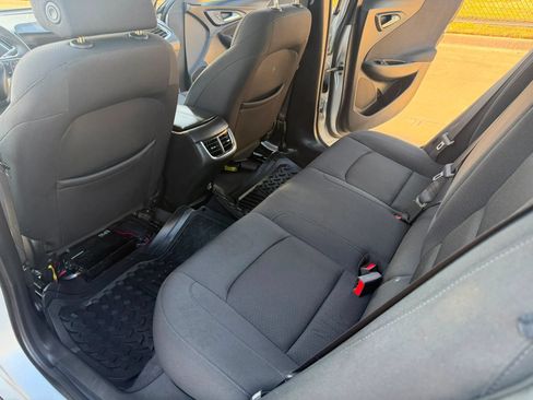 Used 2020 Chevrolet Malibu LT FWD image 20