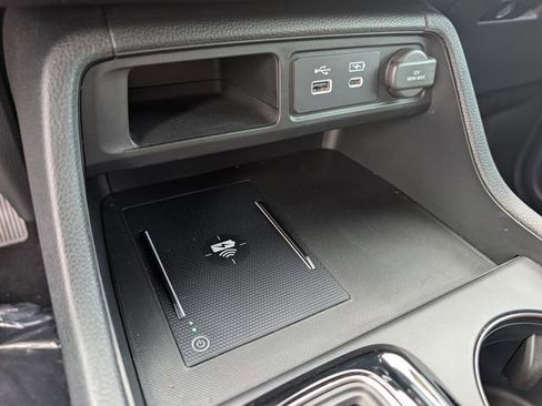 Used 2025 Honda Pilot TrailSport image 30