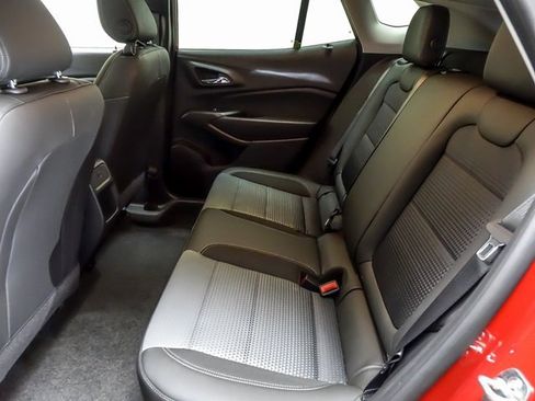 Used 2026 Chevrolet Trax LT w/ Driver Confidence Package image 10