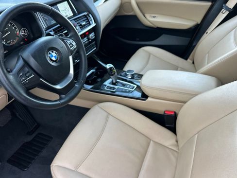 Used 2017 BMW X3 sDrive28i RWD image 10