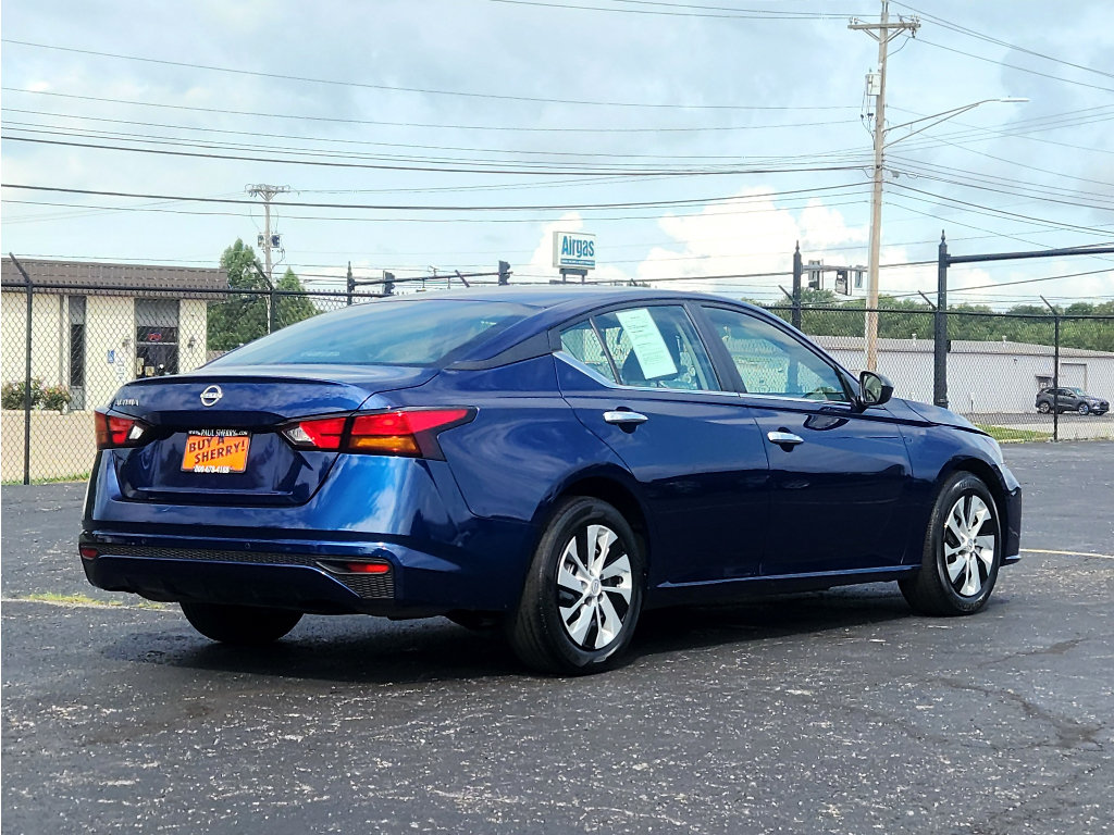 Used 2024 Nissan Altima 2.5 S FWD image 9