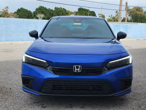 Used 2023 Honda Civic Sport image 2