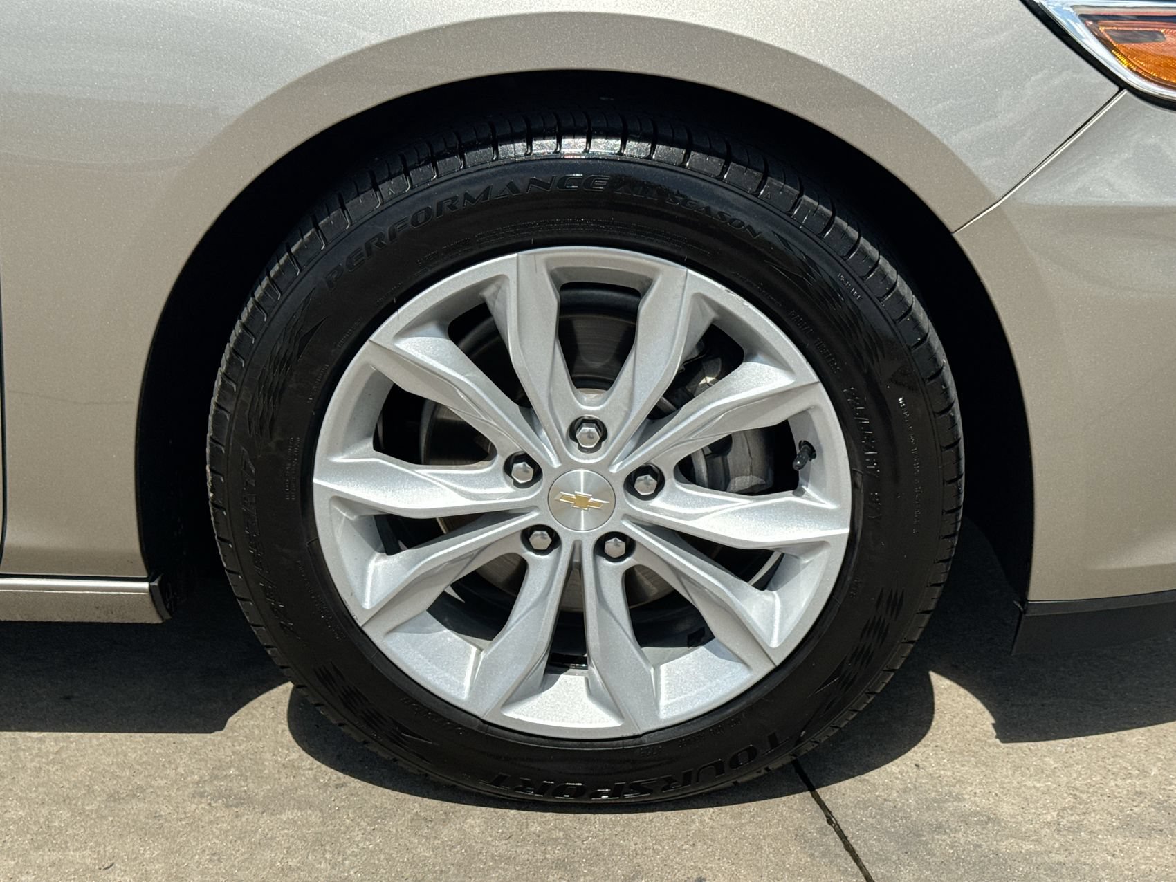 Used 2025 Chevrolet Malibu LT FWD image 10