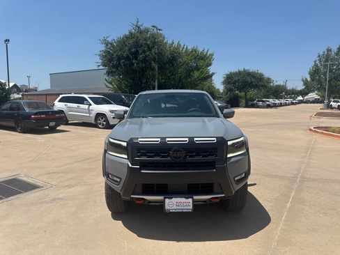 Certified 2026 Nissan Frontier PRO-4X w/ Tow Package AWD/4WD image 8