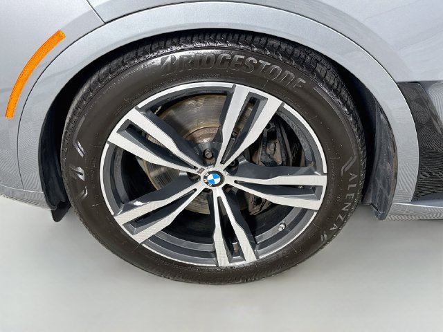 Used 2026 BMW X7 xDrive40i AWD/4WD image 33